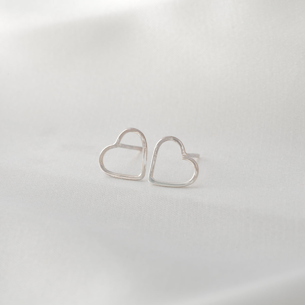Simple Heart Stud Earring (Pair)